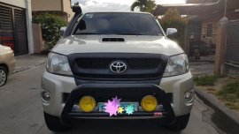 Sell 2011 Toyota Hilux in San Fernando