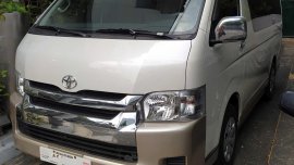 Pearl White Toyota Hiace GL Grandia 2018 at 13 seater for sale in Manila 