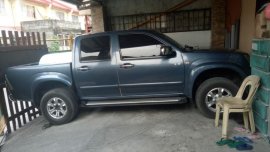 Blue Isuzu D-Max 2010 for sale in Automatic