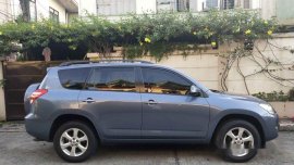 Selling Toyota Rav4 2011 at 35000 km