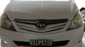 White Toyota Innova 2011 for sale in Lapu-Lapu