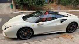 White Ferrari 488 2019 for sale in Manila