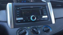 ABOT KAYA! 2.8 TOYOTA INNOVA E DSL AT