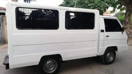 2011 Mitsubishi L300 FB (Deluxe)