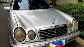 Silver Mercedes-Benz E-Class 1998 for sale in Manila