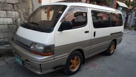 1993 TOYOTA HIACE VAN