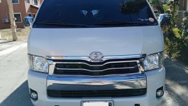 2015 Toyota Hiace Super Grandia D-4D AT