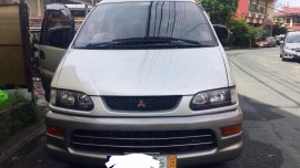 Selling Silver Mitsubishi Delica Space Gear 2004 Van in Parañaque