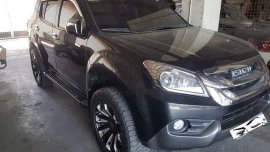 Isuzu M-ux 2016 4x2 2.5L