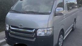 2016 Toyota Hiace Commuter 3.0 MT