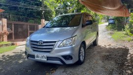 2015 Toyota Innova E matic 