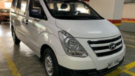 White Hyundai Grand starex 2017 for sale in Makati