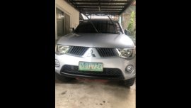 Selling Silver Mitsubishi Strada 2009 in Manila