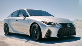 2021 Lexus IS debuts new stylish design but without power bump