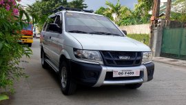 2017 Isuzu Crosswind XS