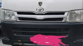 Toyota Hiace Commuter 2013 