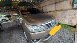 Toyota Innova G 2012