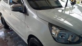 Sell White 2015 Mitsubishi Mirage in Manila