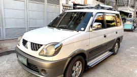 Mitsubishi Adventure 2004