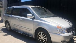 Sell Silver 2012 Kia Carnival in Cebu City