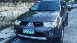 Selling Brown Mitsubishi Montero 2012 in Manila