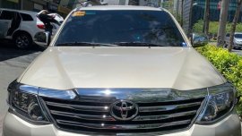 Selling Metallic Gold Toyota Fortuner 2018 in Taguig