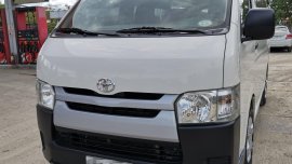 2017 Toyota Hiace 