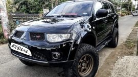 2012 Mitsubishi Montero GTV