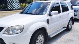 White Ford Escape 2011 for sale in Manila