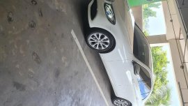 White Mercedes-Benz E-Class for sale in Manila
