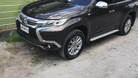 Selling Black Mitsubishi Montero sport 2018 in Manila