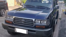 Sell Black Toyota Land Cruiser in Pasig