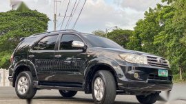 Black Toyota Fortuner for sale in Victoria