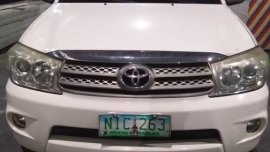 White Toyota Fortuner for sale in Manila