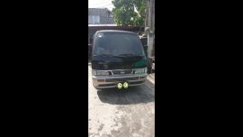 Selling Green Nissan Urvan 2013 Van in San Mateo