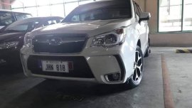 Selling White Subaru Forester for sale in Manila