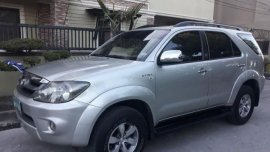 Sell  Silver 2007 Toyota Fortuner for sale in Baguio