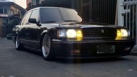 Selling Black Toyota Crown & S500 Vips