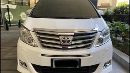 2012 Toyota Alphard 