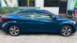 Sell Blue Hyundai Elantra in Las Piñas