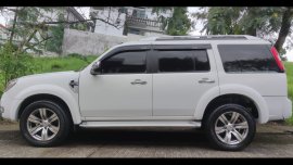 Sell White 2012 Ford Everest in Taytay