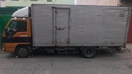 1994 Izusu Aluminum Van