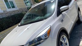 White Ford Escape 2015 for sale in Manila