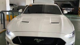 Sell White Ford Mustang in Manila