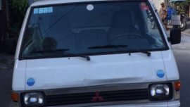 White Mitsubishi L300 for sale in Las Piñas