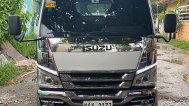 Sell White Isuzu Sobida in Guiguinto