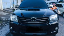Sell Black Toyota Hilux in Caloocan