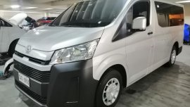 2019 Toyota Hiace Commuter Deluxe