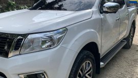 White Nissan Navara for sale in Kidapawan