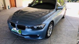 Selling Blue Bmw 318D for sale in Makati